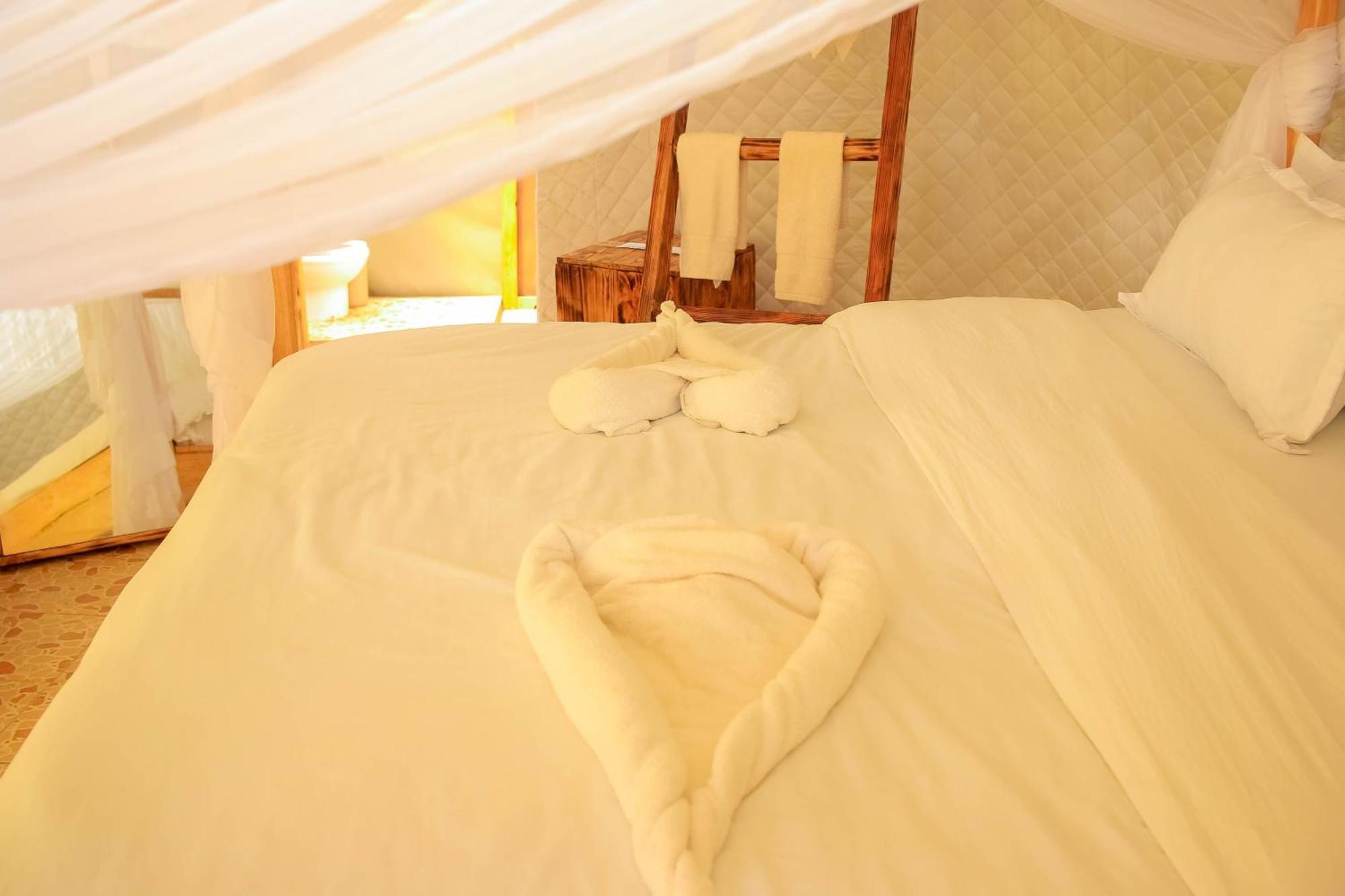 Little Amanya Camp Hotel Amboseli Bagian luar foto